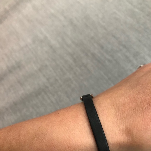 Prada leather bracelet with nameplate (100% auth) - Picture 6 of 8